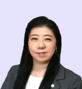 明石　久美　氏