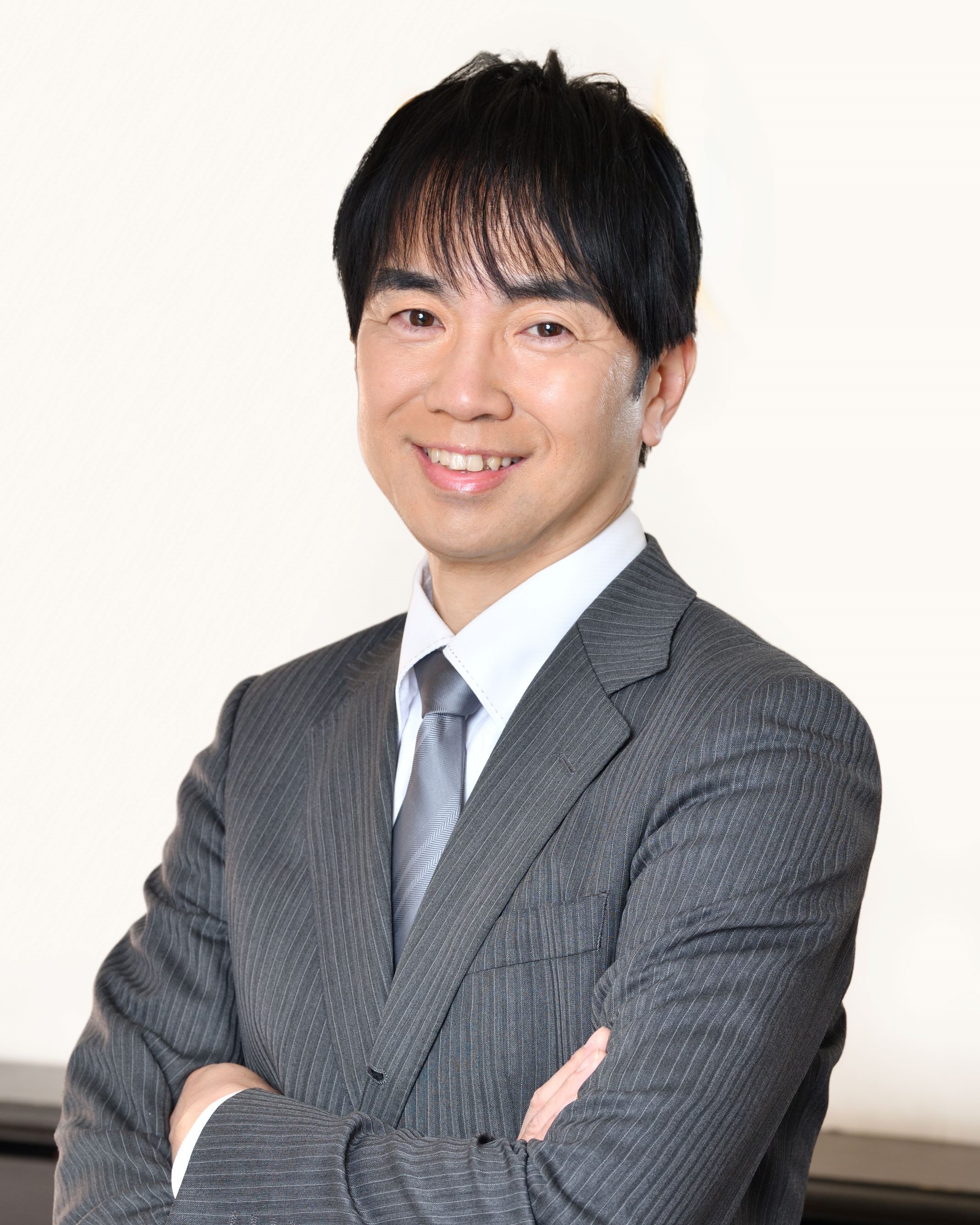 栗本　大介　氏
