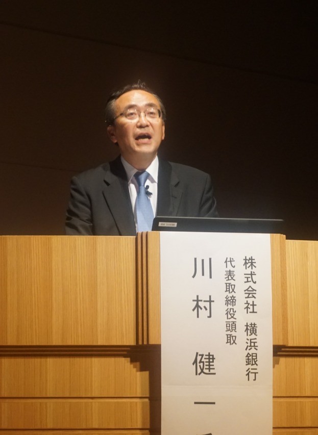 　　川村　健一氏